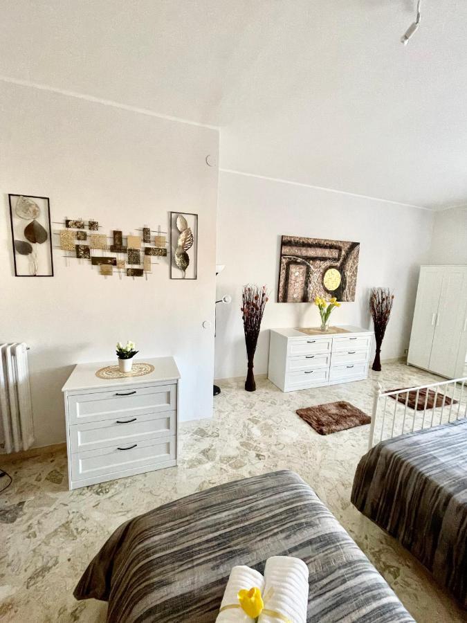 Apartment Savoia Bari Exterior foto